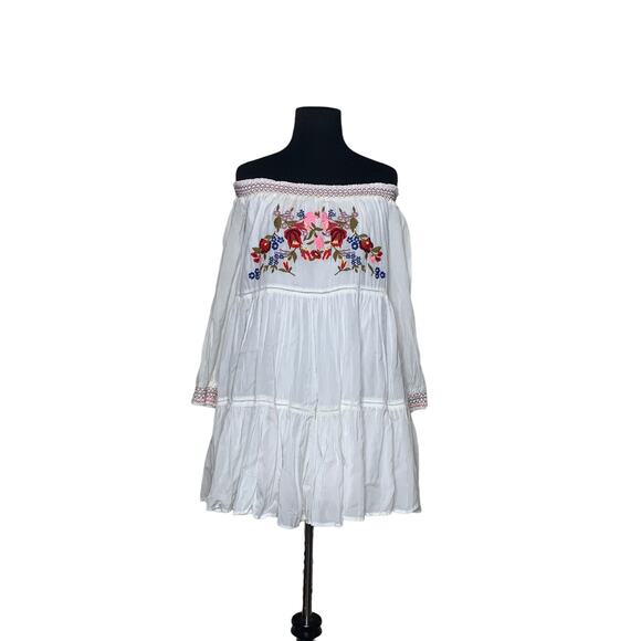 Free People Sunbeams Embroidered Off Shoulder Boho Mini Dress size XS - Picture 9 of 13